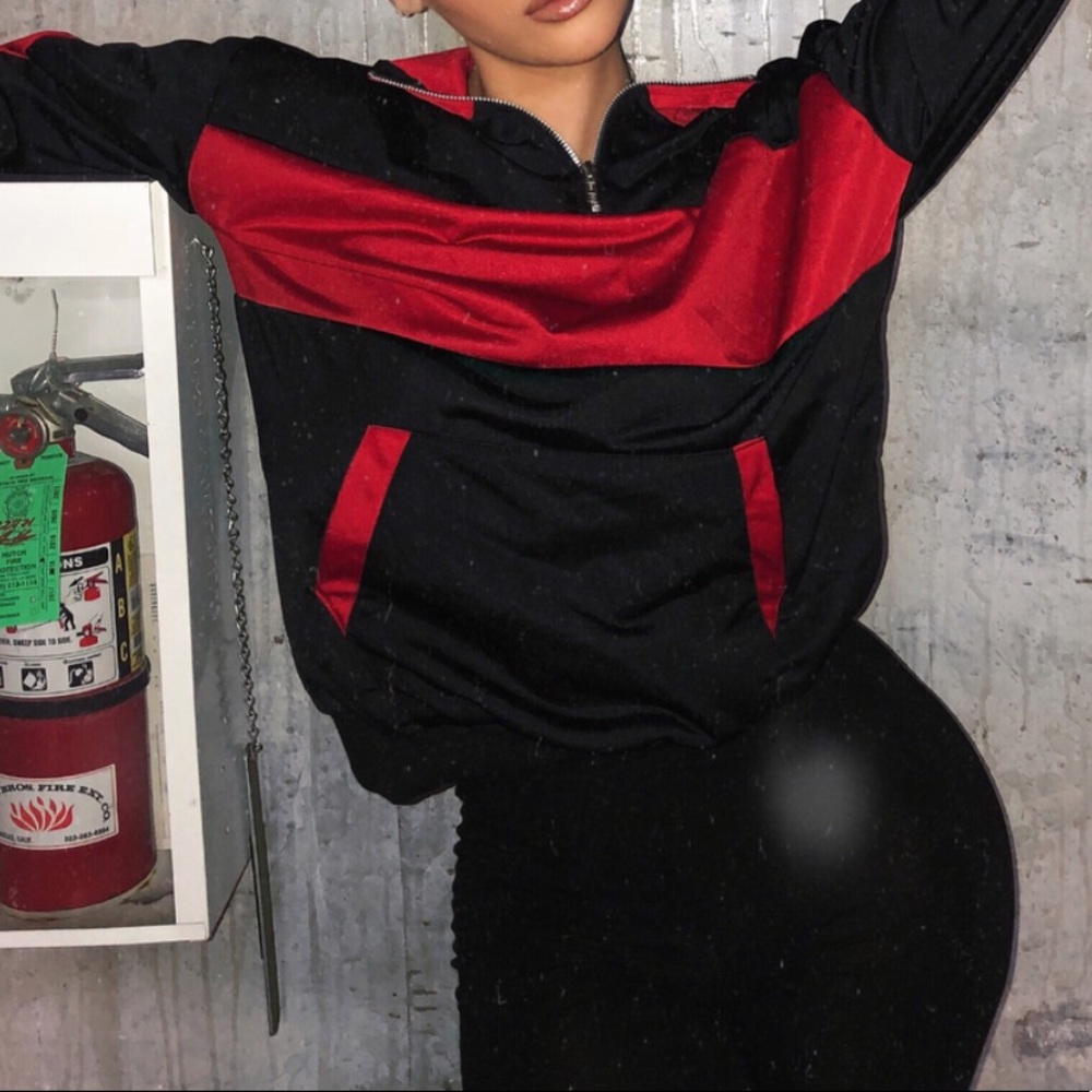 PrettyLittleThing zip through sweater